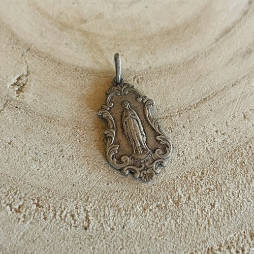 Pendentif médaille souvenir - pendentif,