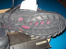 SALOMON : CHAUSSURES DE RANDONNEE FEMME/ NEUVES/BORDEAUX/PT: 37,5/- 50 %