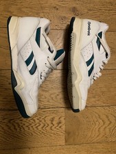 reebok pump court victory