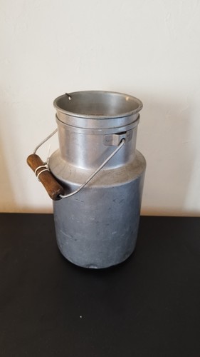 Pot lait aluminium - à,