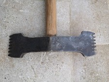 Outil de tailleur de pierre