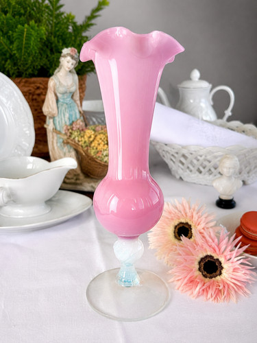 Rare vintage pink opaline - rare,