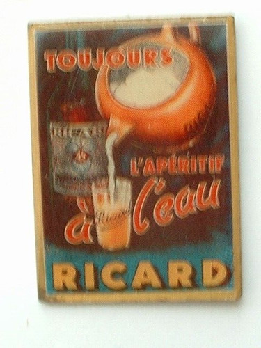 Pin ricard ancienne - pin's,