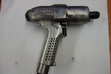 NPK visseuse revolver  Pneumatique NPD502 ??