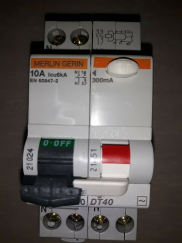Disjoncteur merlin gerin dt40 - merlin,