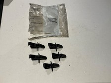 agraphes de fixation de tuyau