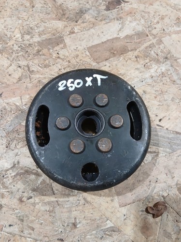 Volant magnetique yamaha xt250