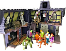 Scooby doo Manoir maison Hantée et figurines Hanna Barbera Scoobydoo scoubidou