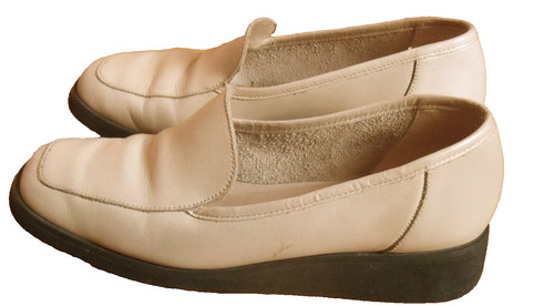 Chaussures légèrement - chaussures,