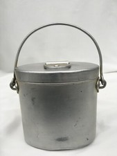 ANCIENNE GAMELLE EN ALUMINIUM "TOURNUS UNIS FRANCE