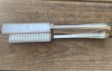 PINCE A ASPERGES EN  METAL ARGENTE  CHRISTOFLE