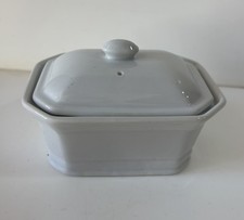 PETITE TERRINE AVEC COUVERCLE