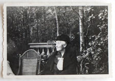 Femme âgée, grand-mère