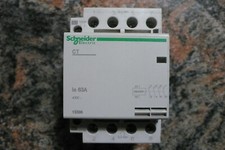 CONTACTEUR TETRAPOLAIRE 63A SCHNEIDER ELECTRIC 15396 4CONTACTS (NO) 63AMPERES