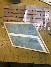 1 autocollant superieur droit selle 350 600 SL R V ducati 066185216 pantah 81 83