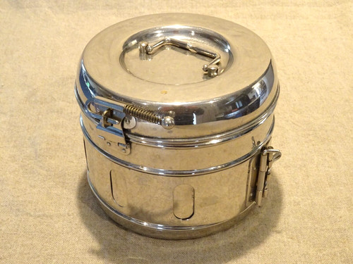 Ancien instrument médicaux