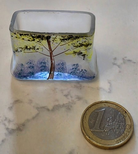 Ancien vase miniature décor - ,