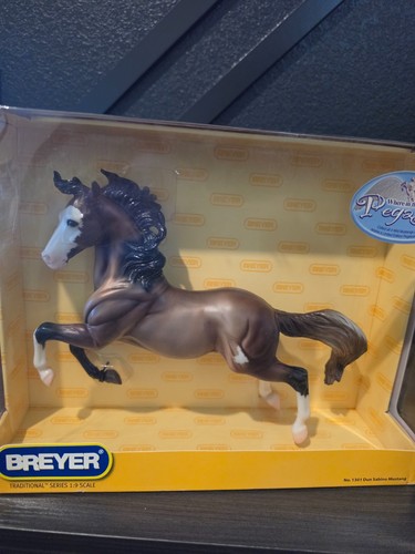2007 breyer 1301 treasure - breyer,