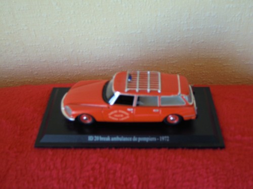 Voiture miniature - voiture, 1/43