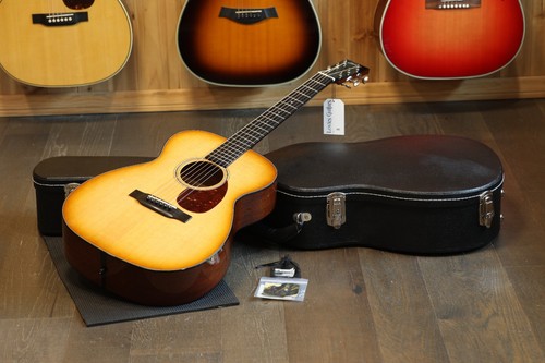Minty collings fret 001 - minty!,