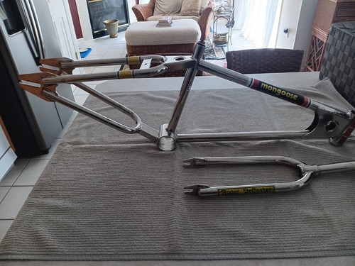 Team mongoose frame and - 78,