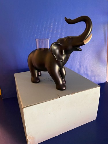 Cool party lite trumpeting - cool,