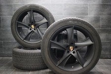 4x Porsche Macan Turbo GTS