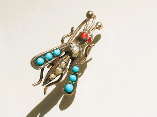 Belle boucle oreille mouche - belle,