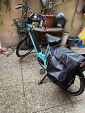 Ville ￼électrique homme