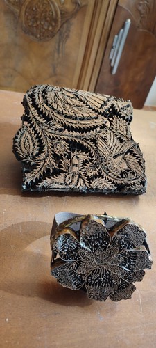 Anciens tampons tissu - tampons, batik