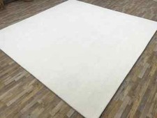 Tapis touffeté à la main