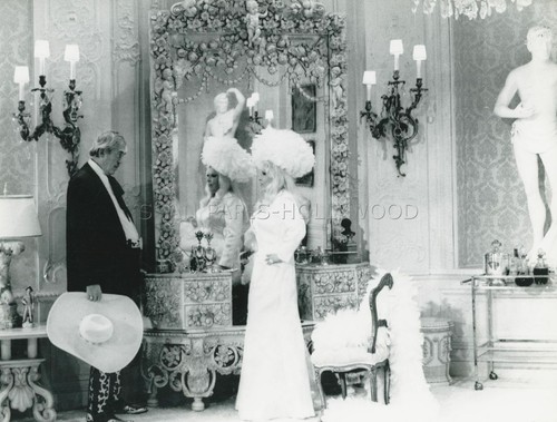 Mae west john huston - mae,