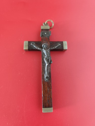 Ancien pendentif croix