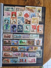 40 Timbres Vietnam  ( lot 438