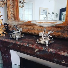 Rare Paire de Coupe Putti