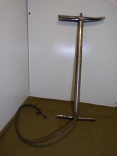 Pompe ancienne Michelin