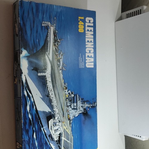 Heller clemenceau porte avions - heller,