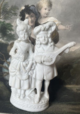 Sujet en biscuit galant à la mandoline & Marie- Antoinette au pipeau 