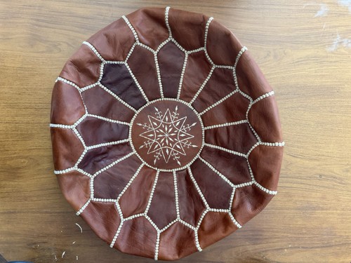Dark brown round pouf - dark,