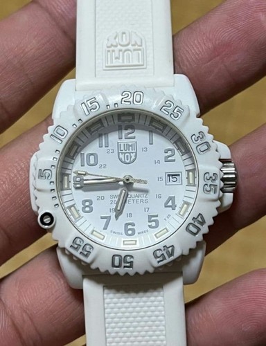 Montre quartz luminox - montre,