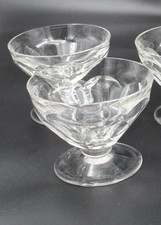 2 coupes à champagne en cristal de Baccarat modèle Talleyrand H = 8 cm