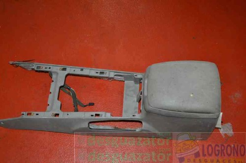 846113e000gw accoudoir central - accoudoir,