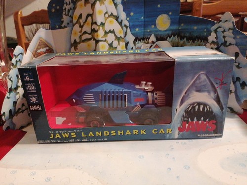 Jaws retro landshark c - retro, r/c