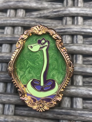 Kaa the jungle book snake - book,