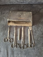 Lo De Anciens Instruments De Chirurgie