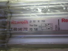 Vérin pneumatique Rexroth diamètre 50 700 mm R 480 044 400