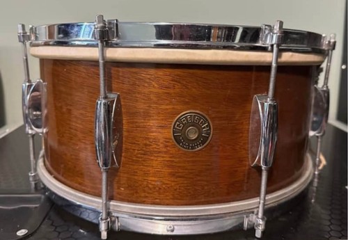 Gretsch round badge - round, x