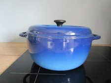 Cocotte Ronde en fonte émaillée Bleue Nomar  N° 26 France