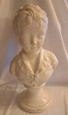 Buste en plâtré."Un enfant "