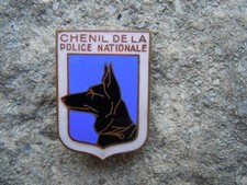 B 82 . G M R . WW2 . CHENIL DE LA POLICE NATIONALE . DECAT . RARE ET SUPERBE
